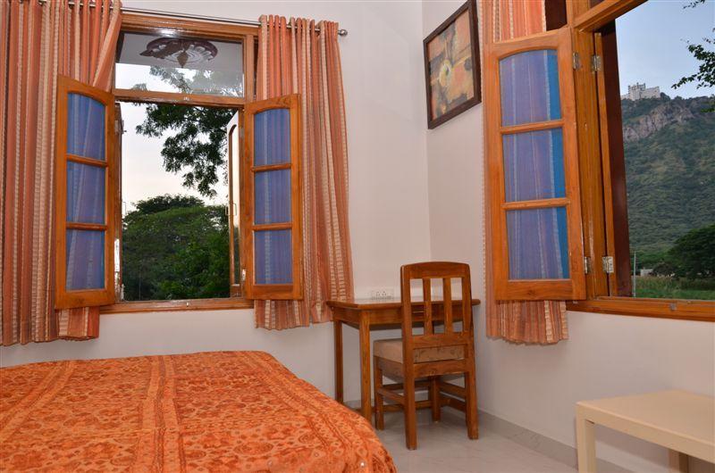 Bed and Breakfast The Royale Country Retreat Udaipur Esterno foto